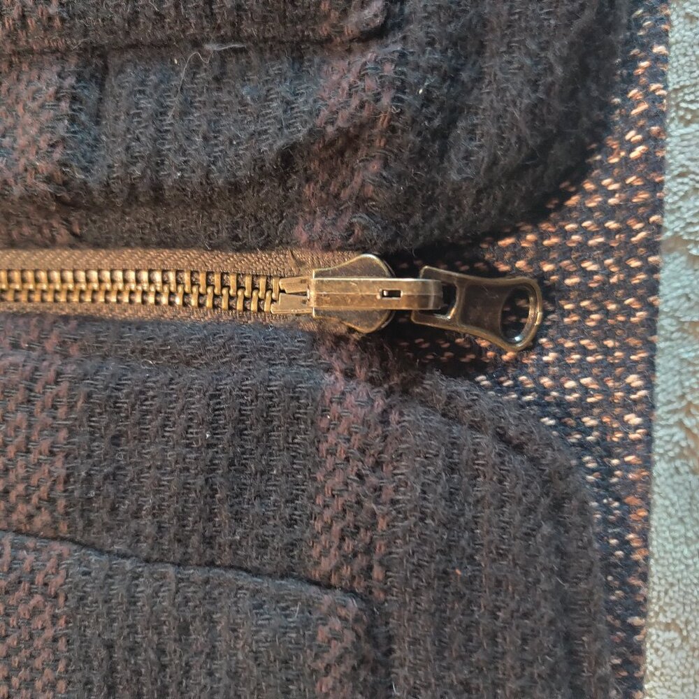 Taylor Stitch Reversible wool "The Able" vest - Picture 4 of 9